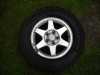 Prodám hliníkové disky + nové pneu (disky ve velmi pěkném stavu!!)Na starší typ Hyundai Santa Fe,rozměr 215/70/15
