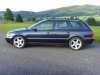 Prodám Audi A4 1.9 TDI Avant, tmavě šedá až černá metalíza, r.v. 12/1998, nová zadní ložiska, zadní tlumiče, sada předních ramen, nové přední brzdy ATE, zadní rok staré. Tažné zařízení, navigace, tempomat, 4x airbag, atd. Pěkný stav. Dohoda možná. Více info mailem. 