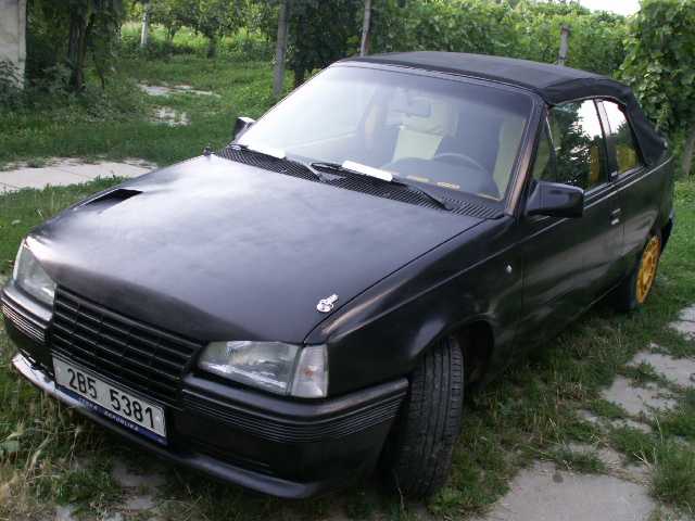 Opel kadett cabrio 1,6 55KW 91