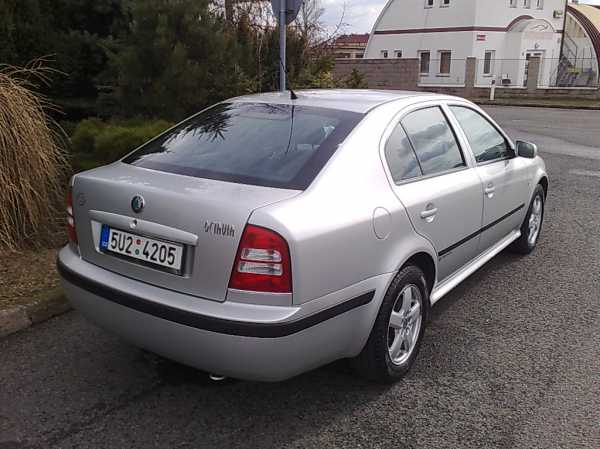 Prodám Škoda Octavia 1,9TDI r.v.2004,klima,tempo.
