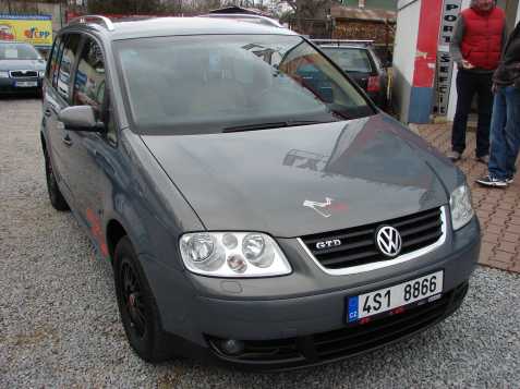 VW Touran 1,9 TDi (r.v.-2003,74 kw,