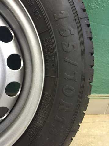 Nová pneu Rosava 165/70 R13