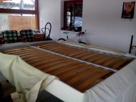 stahovací postel 