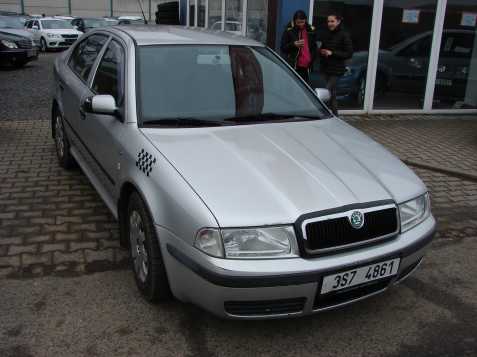 Škoda Octavia 1.6i r.v.2001 (75 kw)