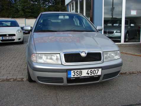 Škoda Octavia 1.6i r.v.2002 (75 kw)