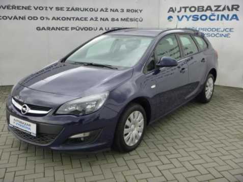 Opel Astra kombi 81kW nafta 201407