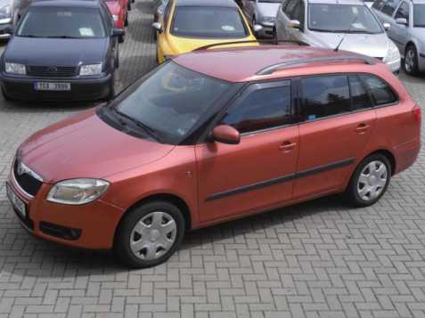 Škoda Fabia kombi 51kW nafta 200807