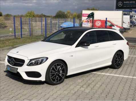 Mercedes-Benz Třídy C kombi 270kW benzin 201805
