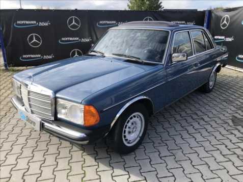 Mercedes-Benz 123 limuzína 0kW benzin 198208