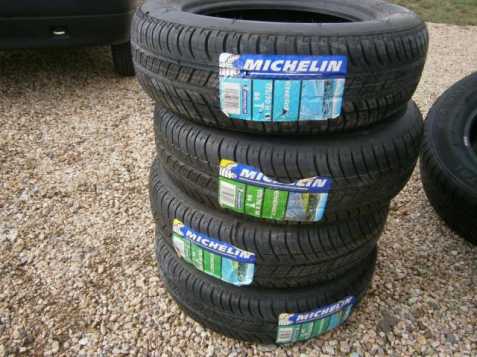 Ostatní 4x pneu Michelin 175/70 R14    