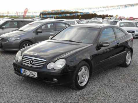 Mercedes-Benz Třídy C kupé 145kW benzin 2002