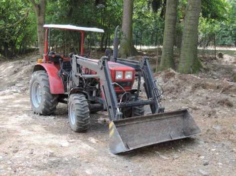 Ostatní Bělarus 422.1 - nakladač traktor 37kW nafta 201704