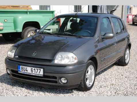 Renault Clio hatchback 55kW benzin 200104